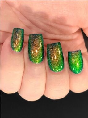 Green to Gold Duochrome Press-On Nails